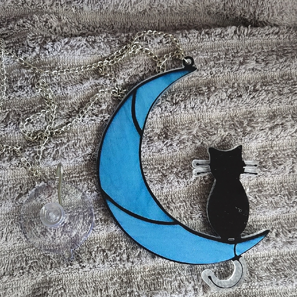 NWT Stained Glass Look Black Cat on Blue Moon Sun Catcher